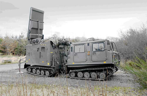 MAMBA automatically detects, locates and classifies artillery, rockets and mortars and carries carry out threat assessment based on weapon or impact position. 